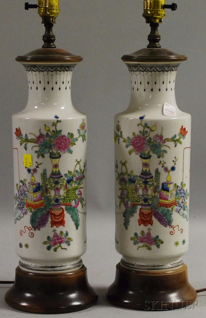 Appraisal: Pair of Chinese Famille Rose Porcelain Vase Table Lamps damage