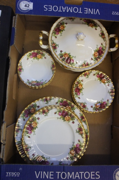 Appraisal: A collection of Royal Albert Old Country Rose to consist