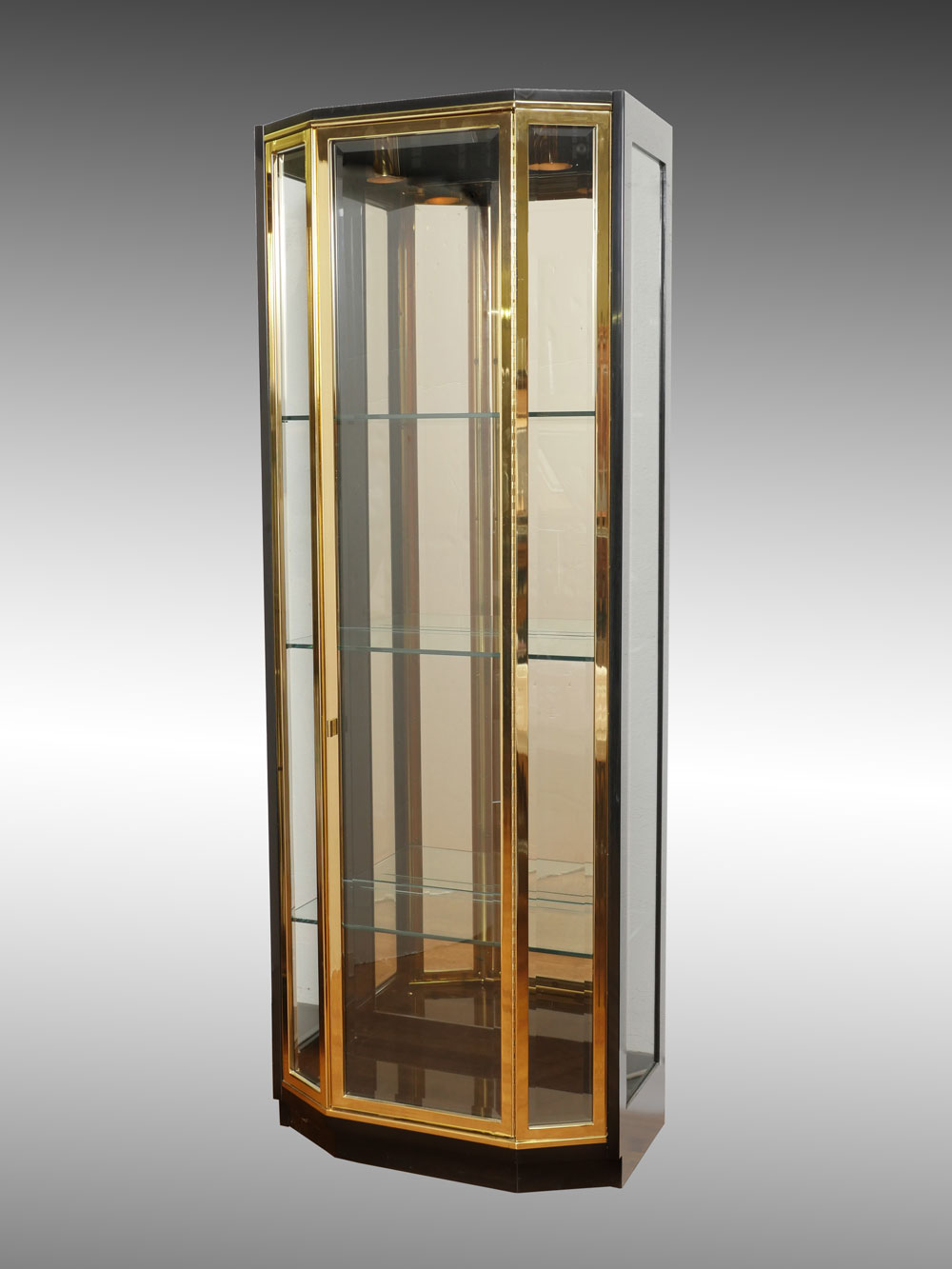 Appraisal: HENREDON DISPLAY CASE Black Henredon light display case with gold