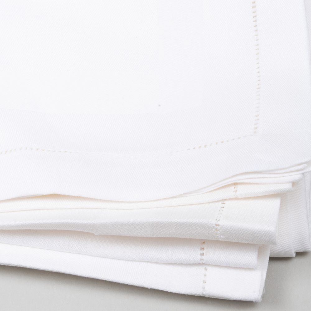 Appraisal: Group of Linen Napkins Comprising A set of thirty napkins