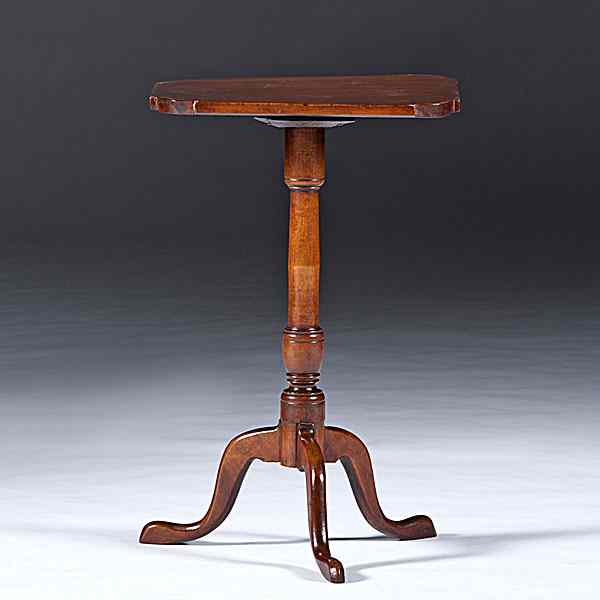 Appraisal: Cut Corner Mahogany Stand American Mid-Atlantic states late th century