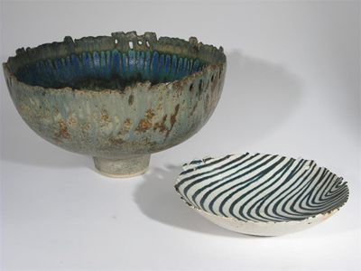 Appraisal: A large stoneware bowl by Derek Davis with pierced rim