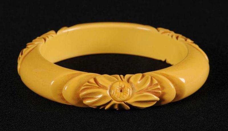 Appraisal: Bakelite Carved Cream Floral Bracelet Condition Excellent Size - Dia