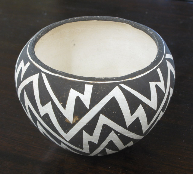 Appraisal: LUCY LEWIS ACOMA POTTERY JAR the Acoma Pueblo Matriarch died