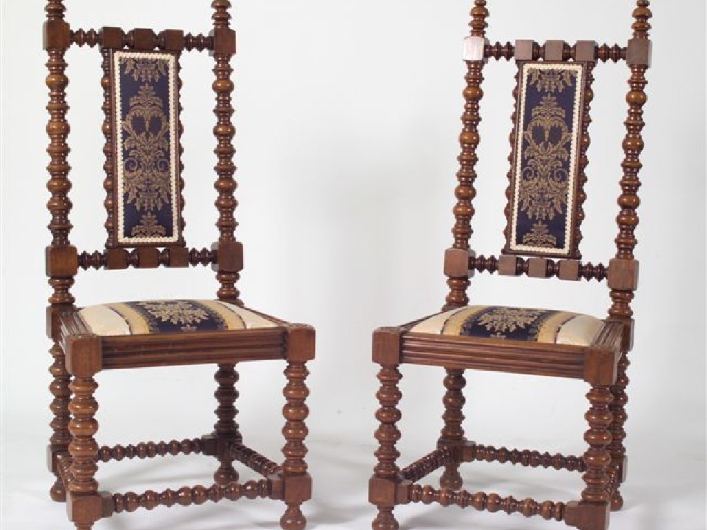 Appraisal: PAIR OF WILLIAM MARY STYLE MAHOGANY SIDE CHAIRS th CENTURY