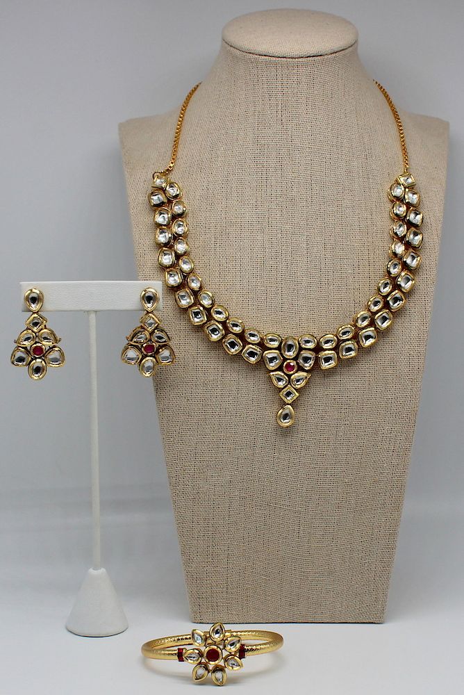 Appraisal: JEWELRY Pc Maharani or Rajasthani Jewelry Suite Maharani or Rajasthani