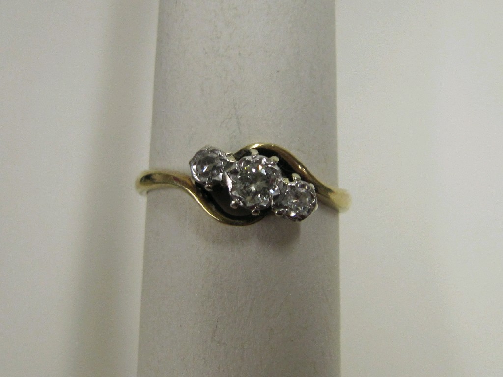 Appraisal: Nineteen forties ct gold diamond three stone twist ring