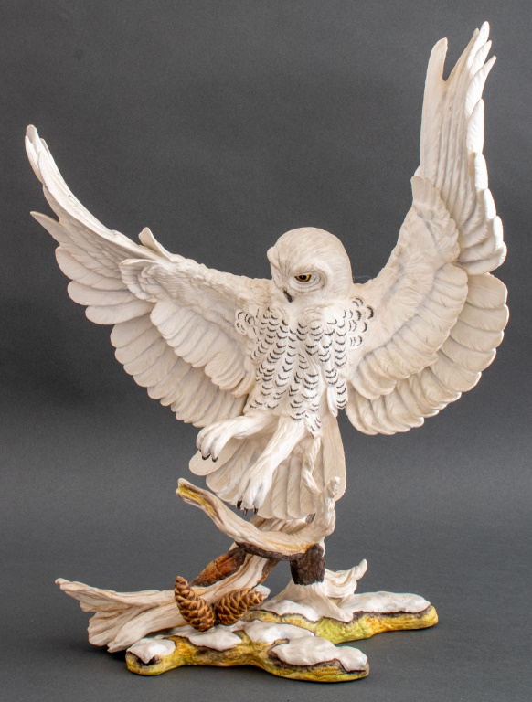 Appraisal: BOEHM BONE PORCELAIN SNOWY OWL SCULPTURE Boehm Snowy Owl porcelain