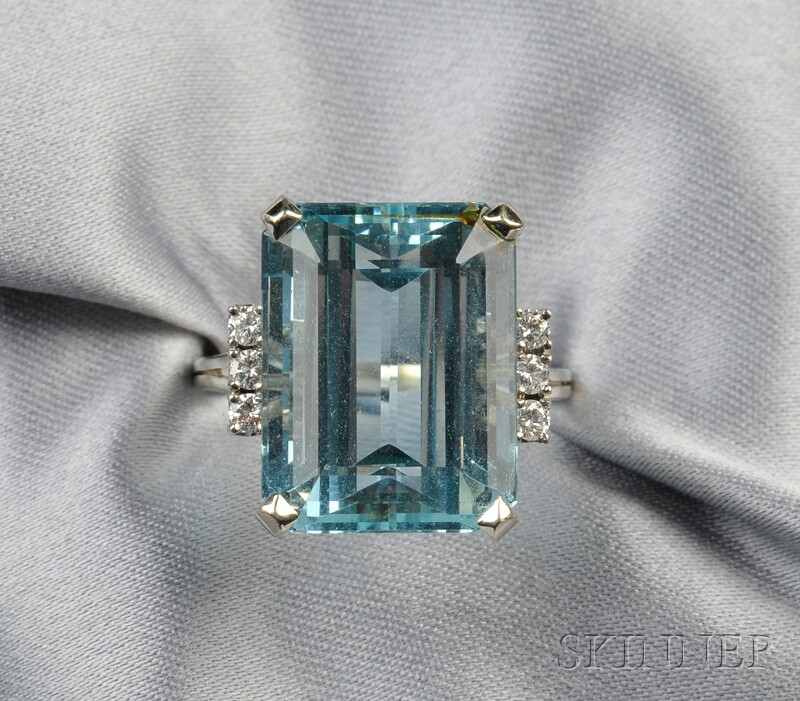 Appraisal: kt White Gold Aquamarine and Diamond Ring set with an