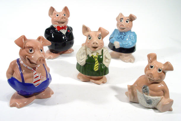 Appraisal: Set of five hand painted Natwest pig money banks factory