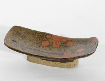 Appraisal: A John Maltby stoneware tray on raised foot painted with