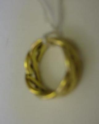 Appraisal: AN CT GOLD ROPE TWIST RING g total