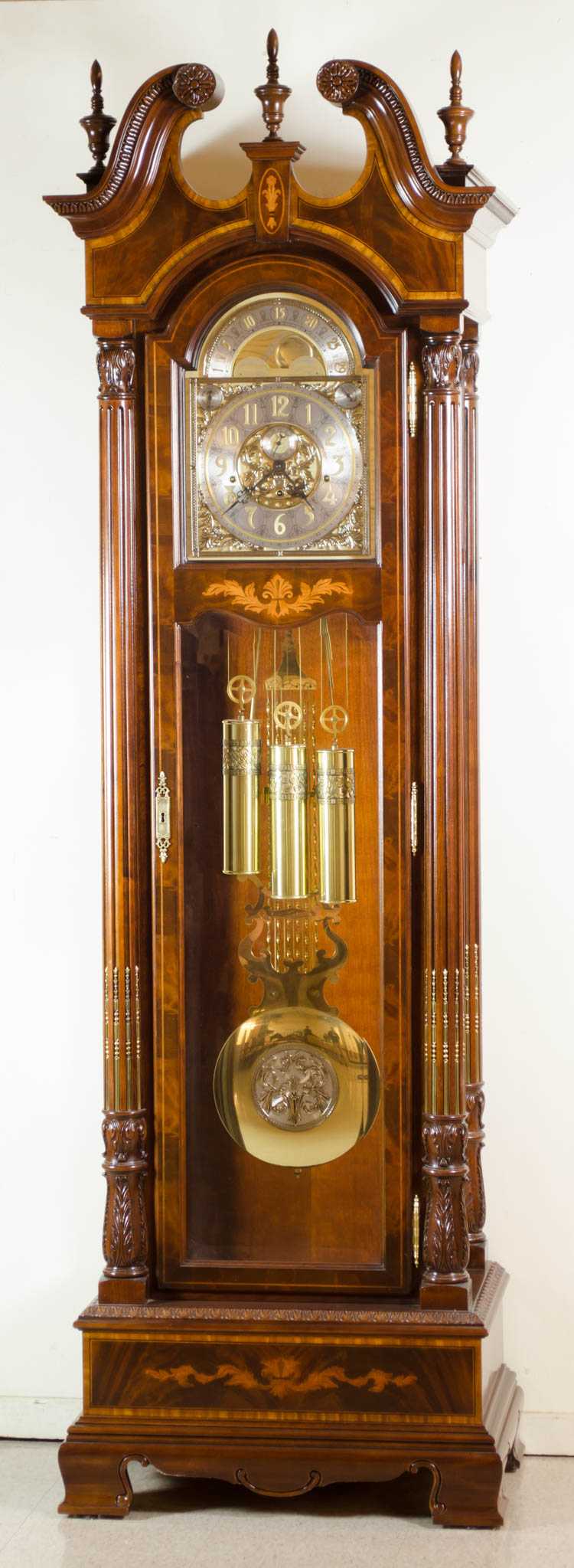 Appraisal: HOWARD MILLER LIMITED EDITION TALL CASE FLOOR CLOCK Howard Miller