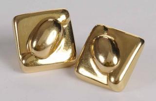 Appraisal: kt Gold Earrings square shape with oval design stamped K