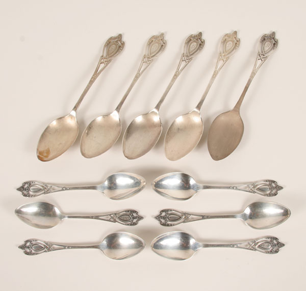 Appraisal: Eleven Lunt sterling silver spoons in the Monticello pattern Total