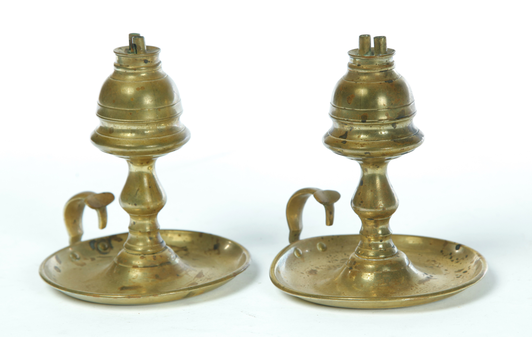 Appraisal: PAIR OF BRASS WHALE OIL LAMPS American or English nd