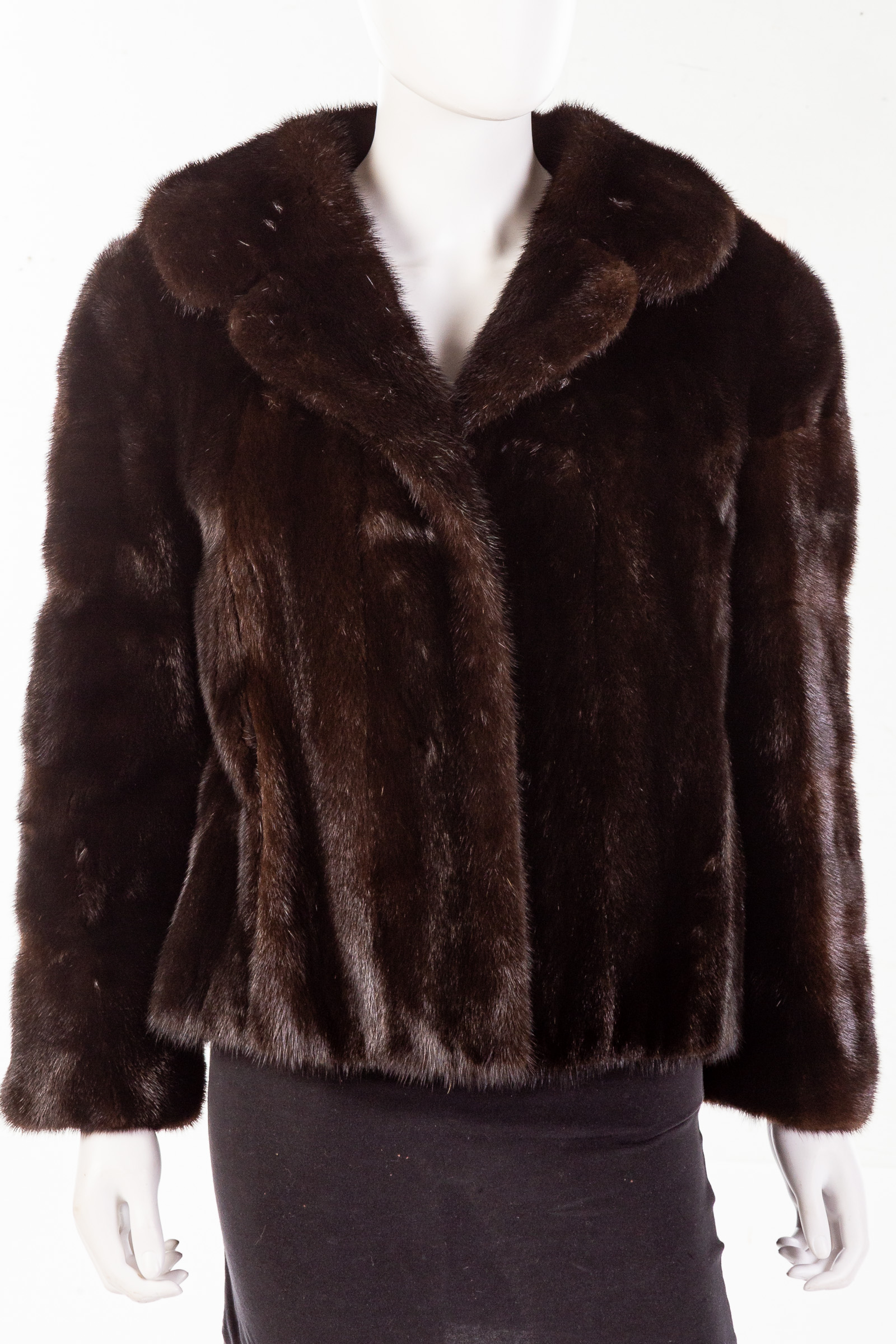 Appraisal: VINTAGE SHORT DARK BROWN MINK JACKET Shoulders are in chest