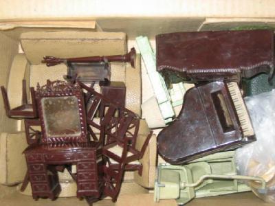 Appraisal: A quantity of die cast plastic and other dolls house