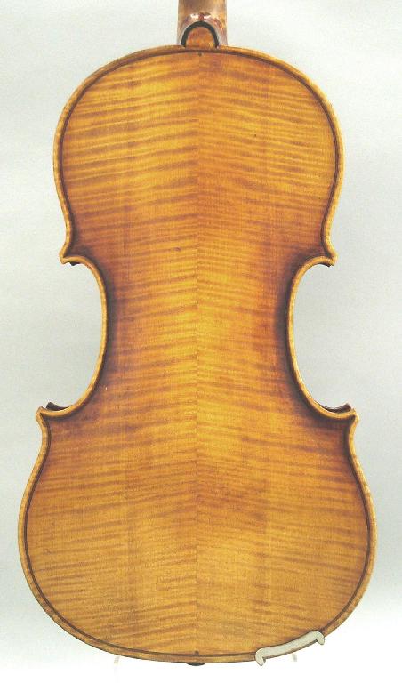 Appraisal: Violin labelled Szepessy Bela London the two piece back of