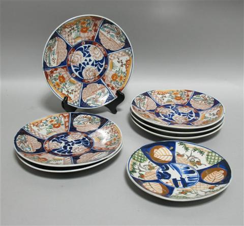 Appraisal: SET OF SIX IMARI DISHES Meji period the central rounded