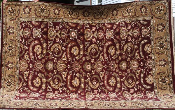 Appraisal: Sultanabad Oriental rug ' x ' Good condition EST