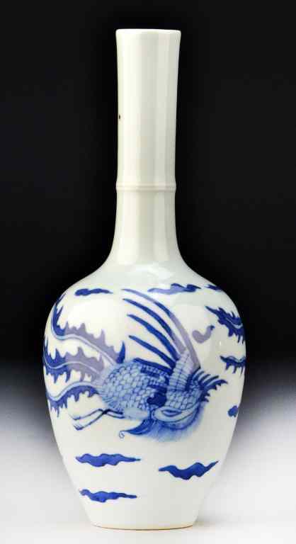 Appraisal: Chinese Blue White Porcelain VaseFinely painted to depict two phoenix