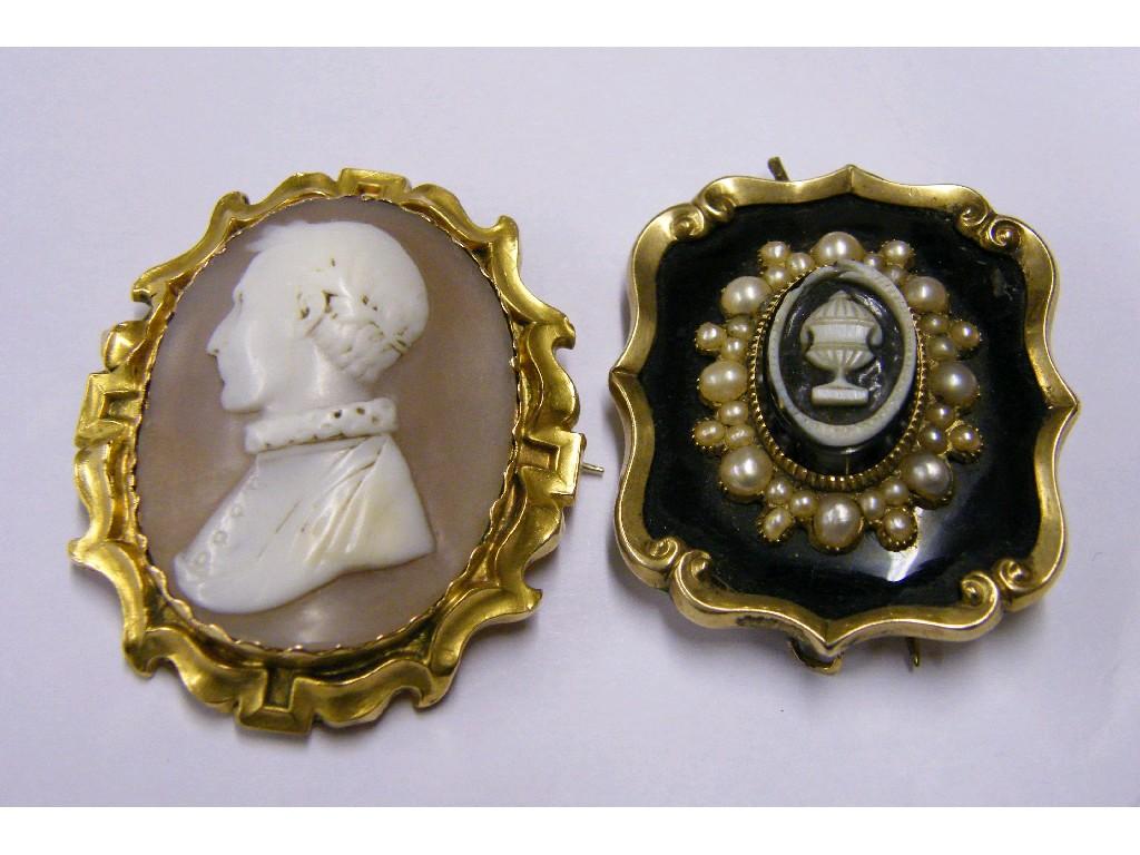 Appraisal: Early Victorian gold and enamel pearl set mourning brooch with