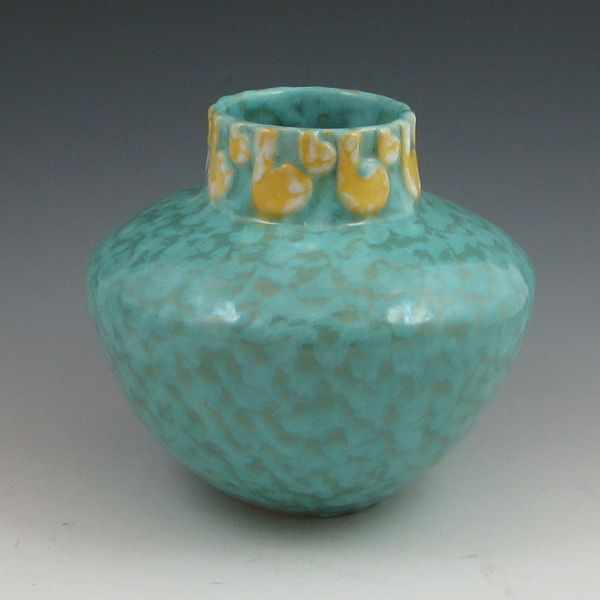 Appraisal: Roseville Imperial II - '' vase Faintly marked in red