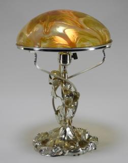 Appraisal: Pairpoint Art Nouveau Poppy Art Glass Lamp MASSACHUSETTS EARLY TH