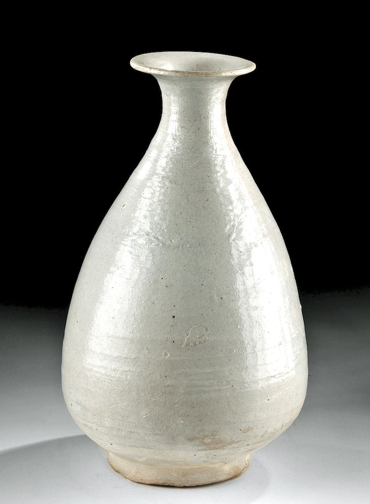 Appraisal: th C Korean Porcelain Vase - White Ware or Baekja