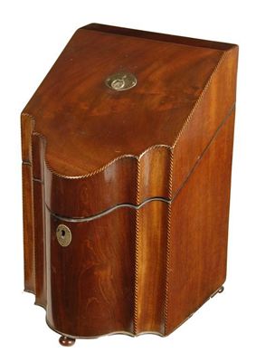 Appraisal: A George III mahogany knife box with stringing and fitted