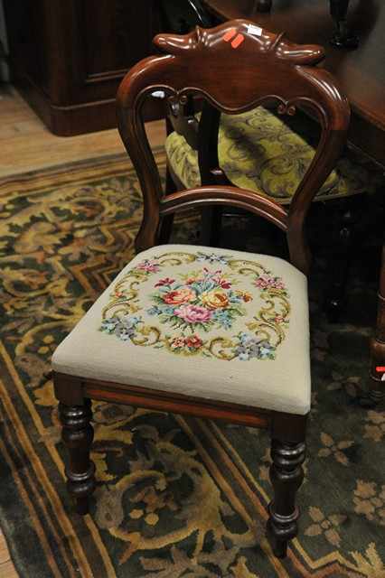 Appraisal: A VICTORIAN STYLE MAHOGANY DINING CHIAR WITH MATCHING FOOT STOOL