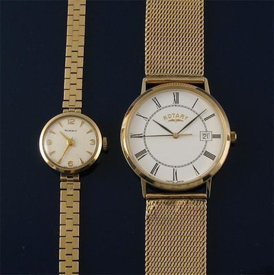 Appraisal: A gentleman's ct gold wristwatch by Rotary date aperture on