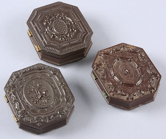 Appraisal: Grouping of three octagonal ninth plate union cases Geometric Scroll