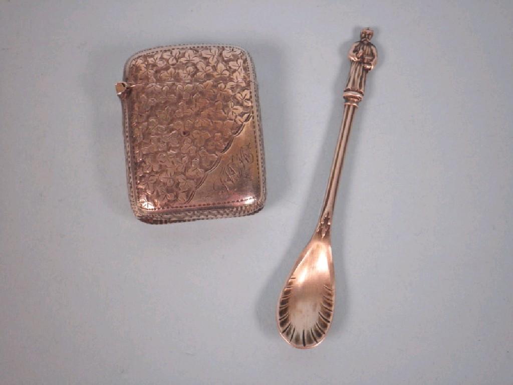 Appraisal: A Victorian silver vesta case engraved with clover leaves Birmingham