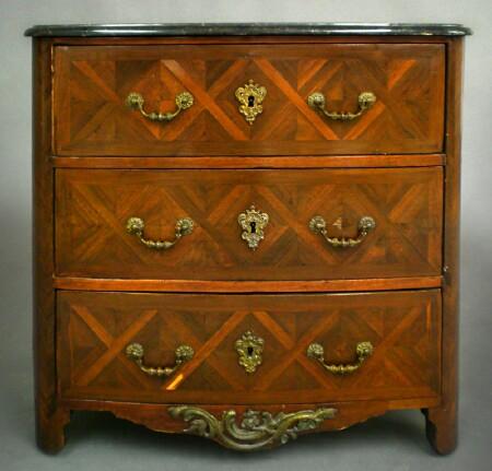 Appraisal: REGENCE PARQUETRY-INLAID PETITE COMMODE WITH MARBLE TOP The slightly bowed