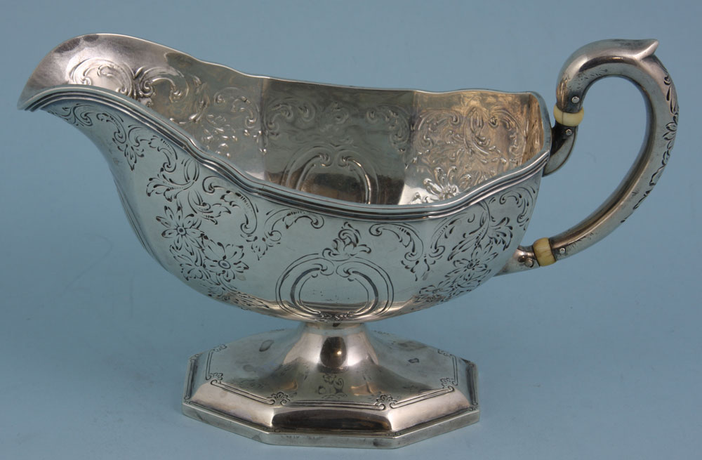 Appraisal: - Sterling Gravy Boat Sterling silver gravy boat h x