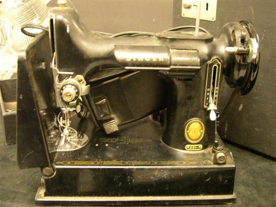 Appraisal: Singer Featherweight sewing machine with foot pedal and accessories in