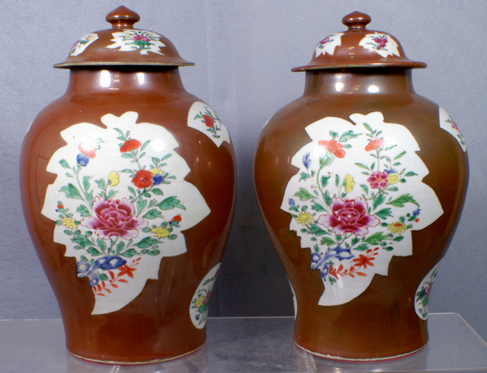 Appraisal: Chinese export porcelain Batavia ware lg pr of covered jars