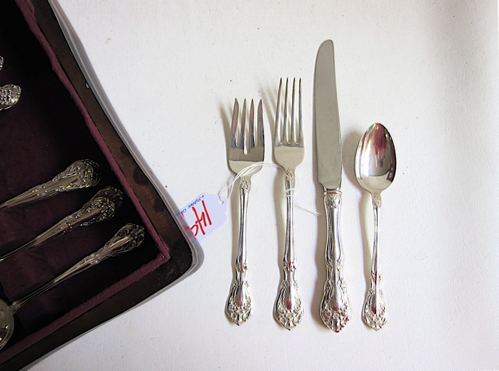 Appraisal: ALVIN STERLING SILVER FLATWARE SET plus storage chest sixty-one pieces