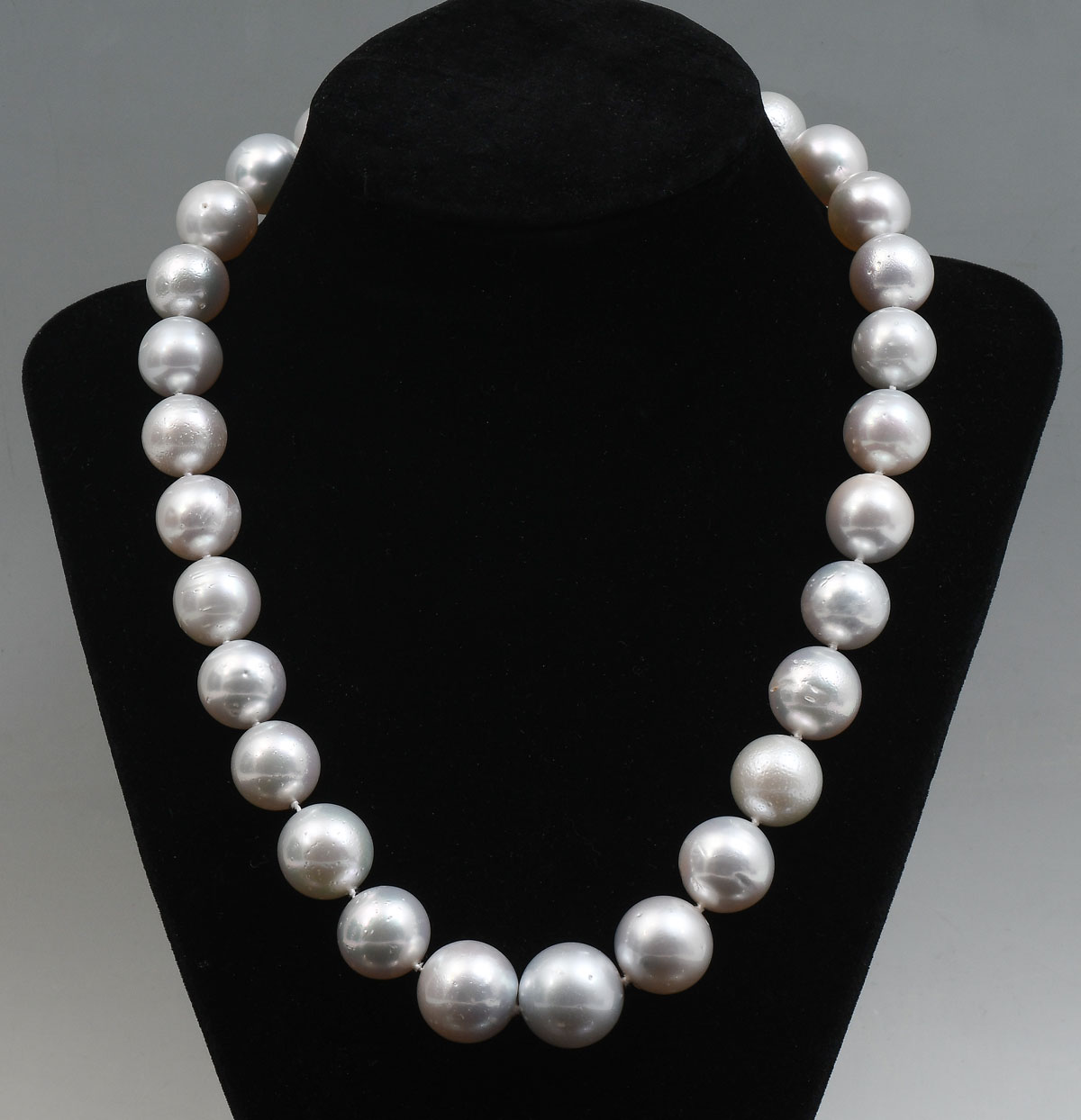 Appraisal: LARGE WHITE SOUTH SEA CULTURED PEARL NECKLACE Beautiful strand of