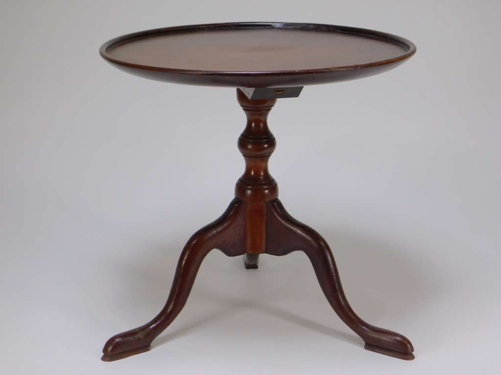 Appraisal: C MAHOGANY MINIATURE DISH TOP CANDLESTAND TABLE United States Circa