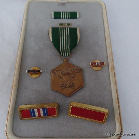 Appraisal: Vietnam era US Military Merit Award w Pins Case This