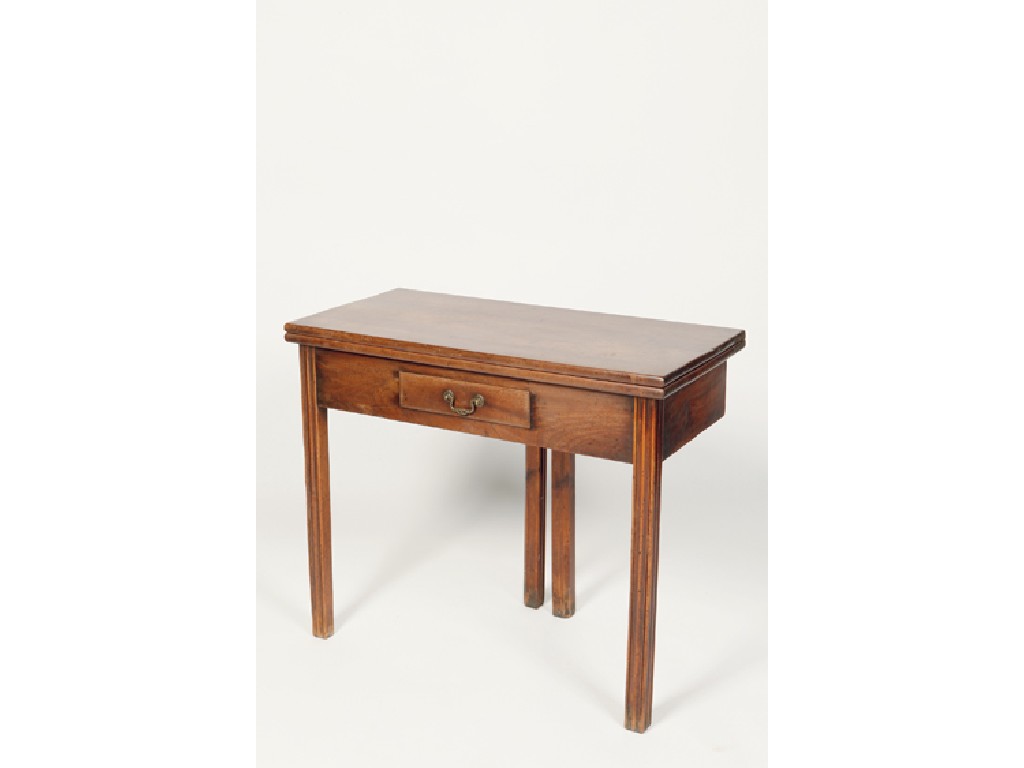 Appraisal: A GEORGE III MAHOGANY FOLD TOP TEA TABLE the rectangular