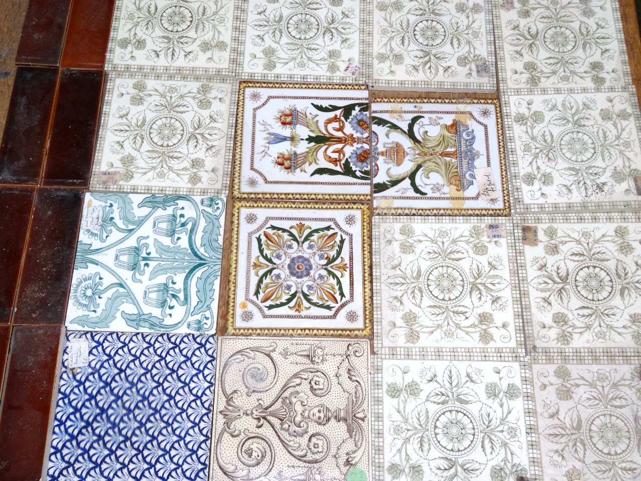 Appraisal: Various thC and later hearth tiles to include a polychrome