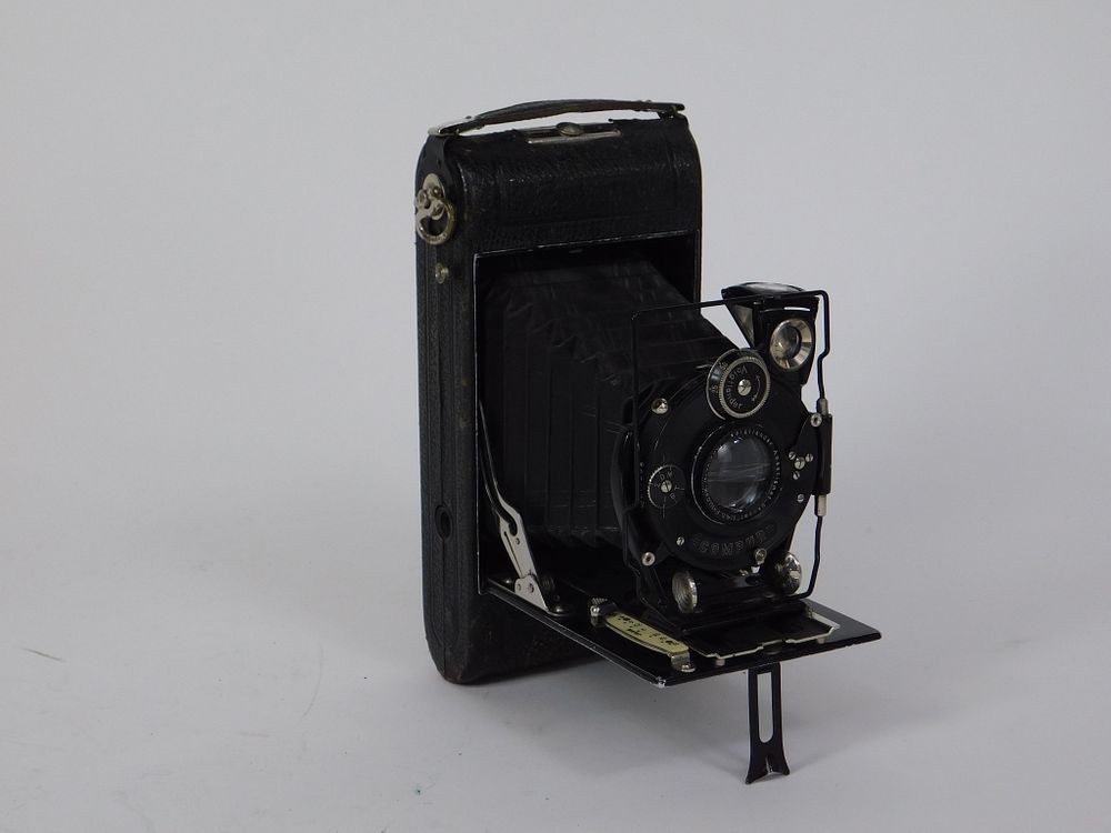 Appraisal: Voigtl nder Inos I Folding Camera Voigtl nder Inos I