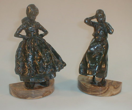 Appraisal: A pair of Art Deco bronze figures of young ladies