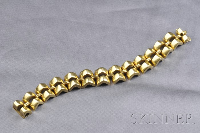 Appraisal: kt Gold Bracelet composed of a double row of modified