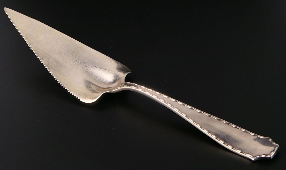 Appraisal: TIFFANY AND COMPANY ANTIQUE STERLING PIE SERVER Signed Tiffany and