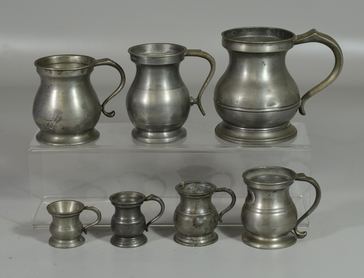 Appraisal: Assembled set of pewter measures largest one pint all th